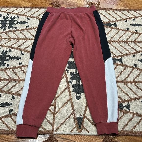 Nike Air women’s medium Maroon Black white color block Joggers vintage - Picture 7 of 7